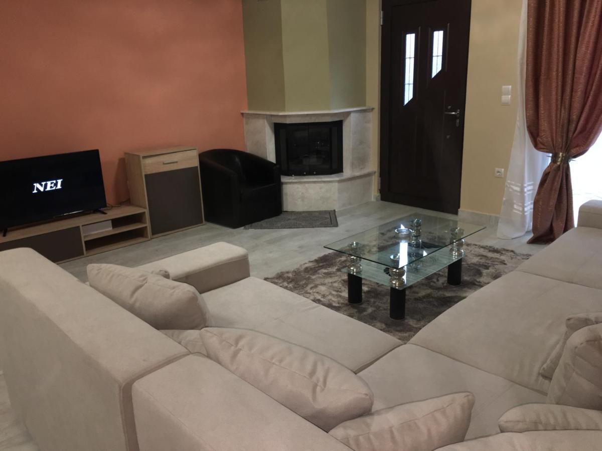 Aparthotel Archontiko Kirfis In Desfina Zewnętrze zdjęcie