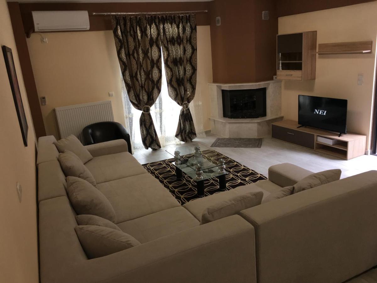 Aparthotel Archontiko Kirfis In Desfina Zewnętrze zdjęcie